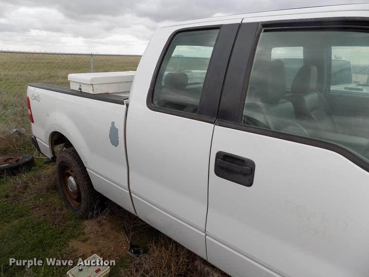 image for item FG9421 2008 Ford F150 XL SuperCab pickup truck