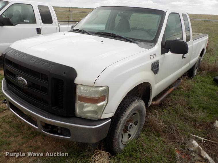 image for item FG9422 2008 Ford F250 Super Duty XL SuperCab pickup truck