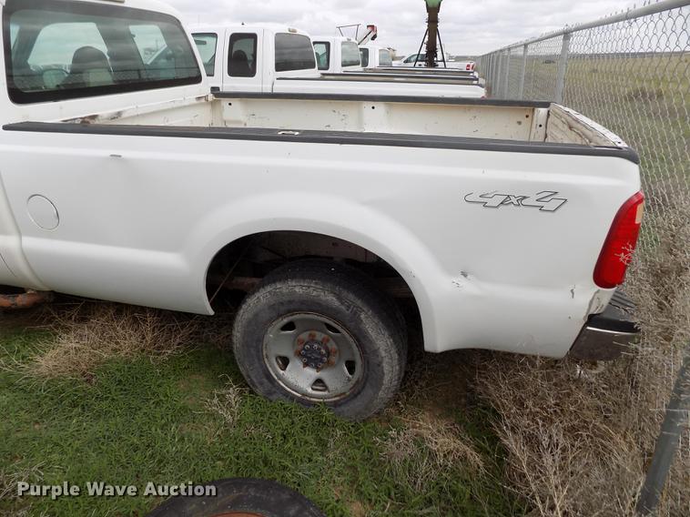 image for item FG9422 2008 Ford F250 Super Duty XL SuperCab pickup truck
