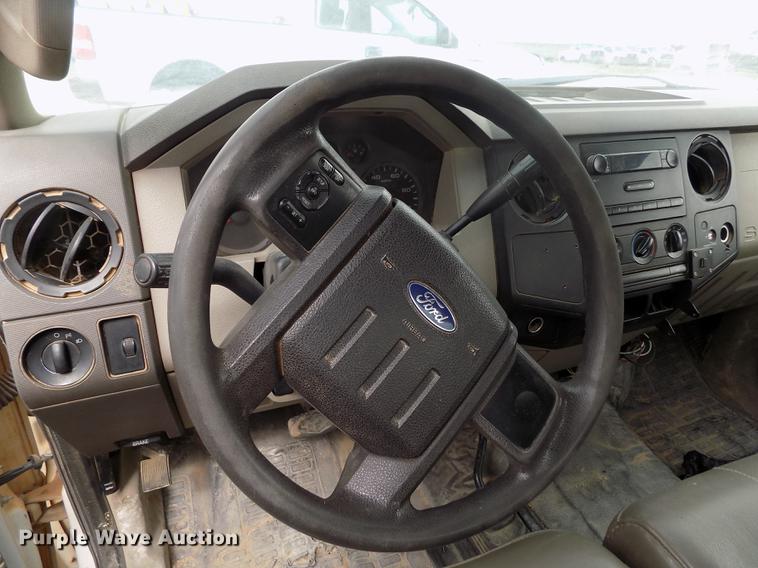 image for item FG9422 2008 Ford F250 Super Duty XL SuperCab pickup truck