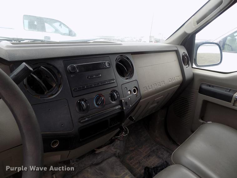 image for item FG9422 2008 Ford F250 Super Duty XL SuperCab pickup truck