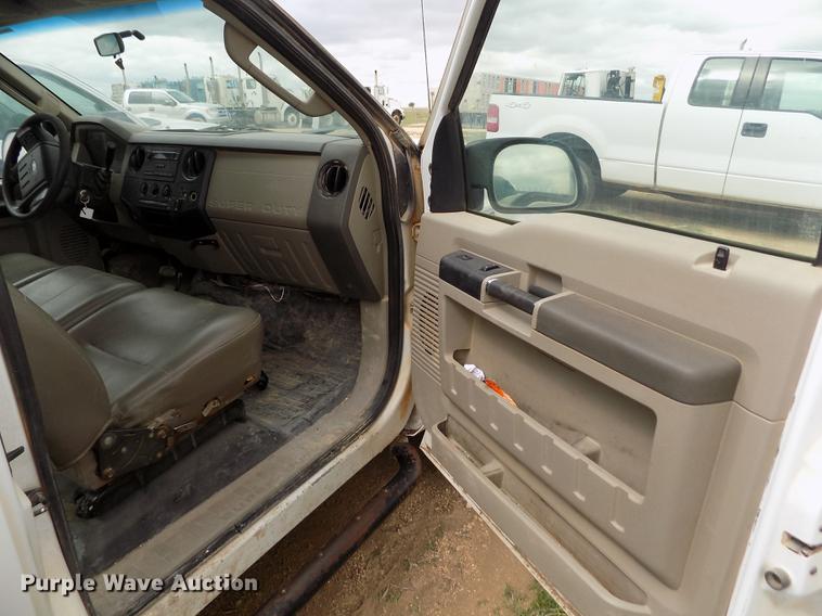 image for item FG9422 2008 Ford F250 Super Duty XL SuperCab pickup truck