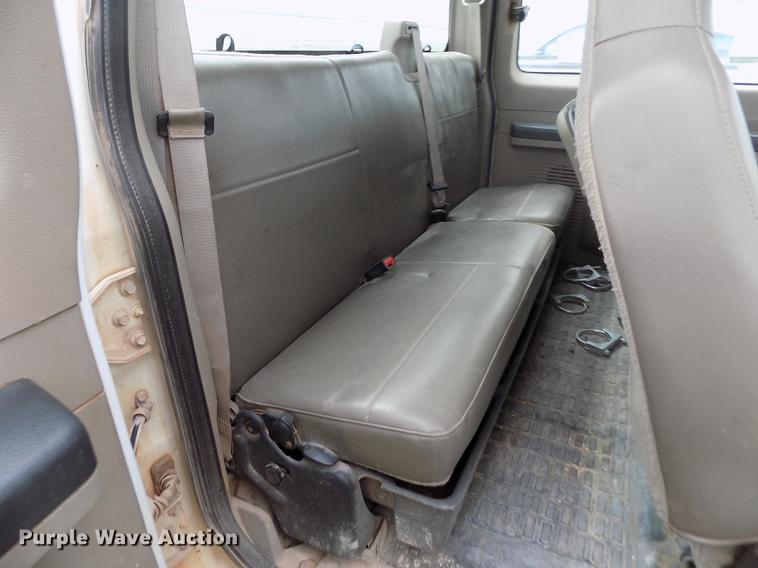 image for item FG9422 2008 Ford F250 Super Duty XL SuperCab pickup truck