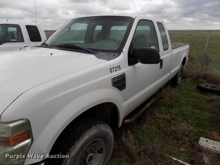 image for item FG9422 2008 Ford F250 Super Duty XL SuperCab pickup truck