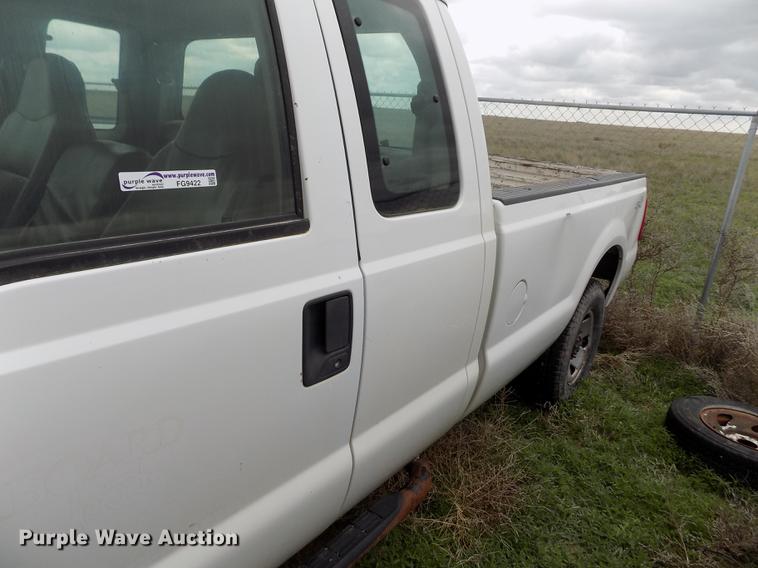 image for item FG9422 2008 Ford F250 Super Duty XL SuperCab pickup truck
