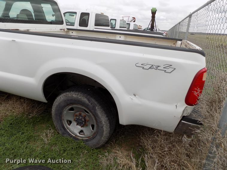 image for item FG9422 2008 Ford F250 Super Duty XL SuperCab pickup truck