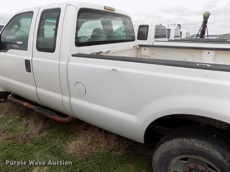 image for item FG9422 2008 Ford F250 Super Duty XL SuperCab pickup truck