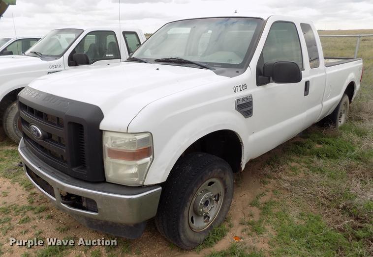 image for item FG9423 2008 Ford F250 Super Duty XL SuperCab pickup truck