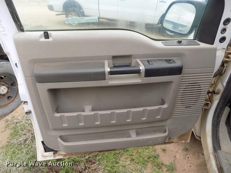 image for item FG9423 2008 Ford F250 Super Duty XL SuperCab pickup truck