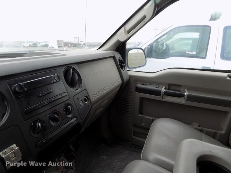 image for item FG9423 2008 Ford F250 Super Duty XL SuperCab pickup truck