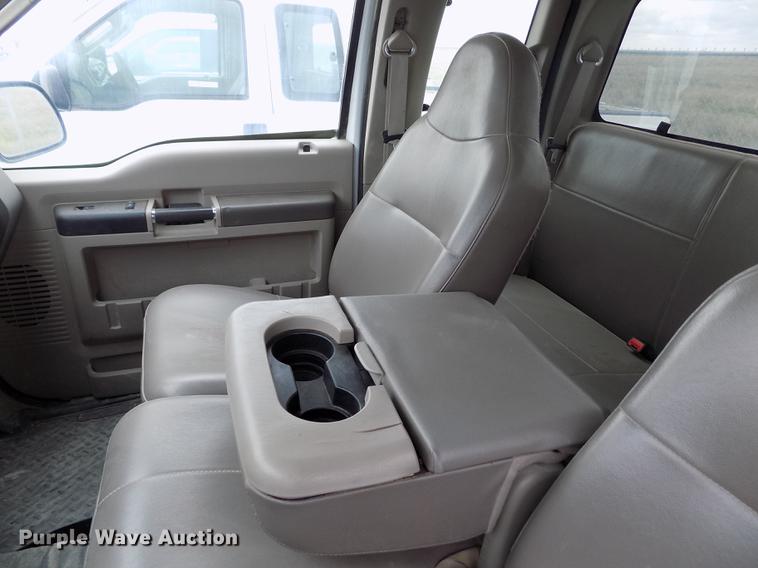 image for item FG9423 2008 Ford F250 Super Duty XL SuperCab pickup truck