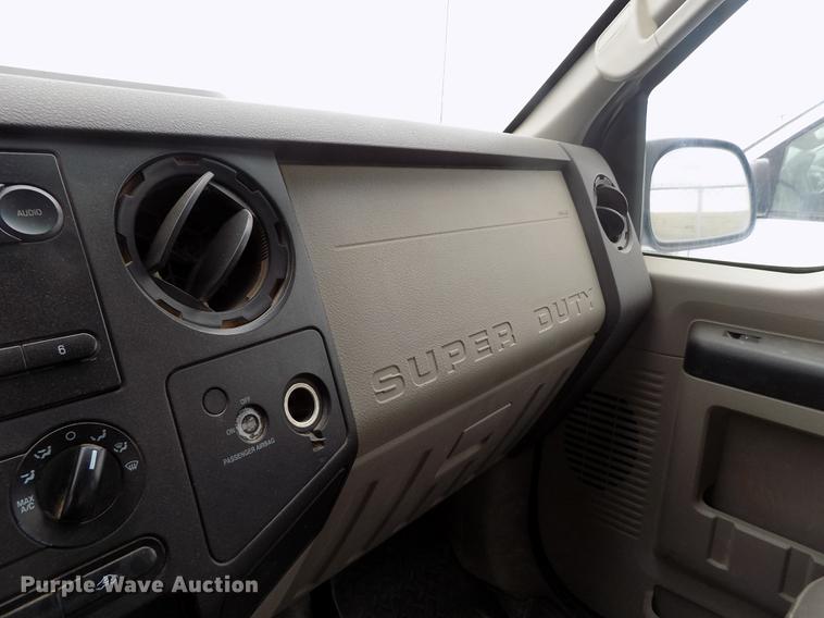 image for item FG9423 2008 Ford F250 Super Duty XL SuperCab pickup truck
