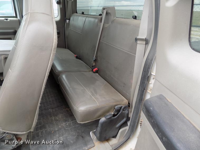 image for item FG9423 2008 Ford F250 Super Duty XL SuperCab pickup truck