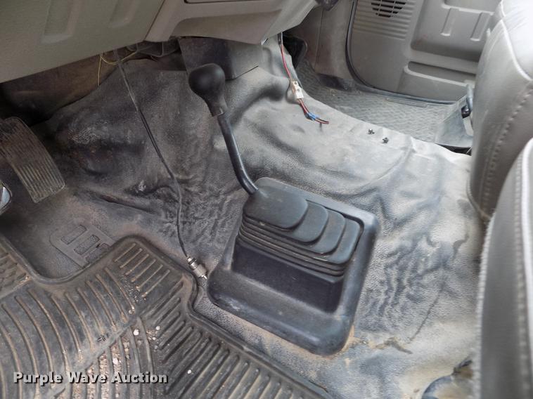 image for item FG9423 2008 Ford F250 Super Duty XL SuperCab pickup truck