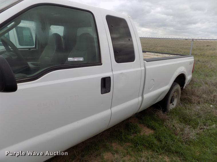 image for item FG9423 2008 Ford F250 Super Duty XL SuperCab pickup truck