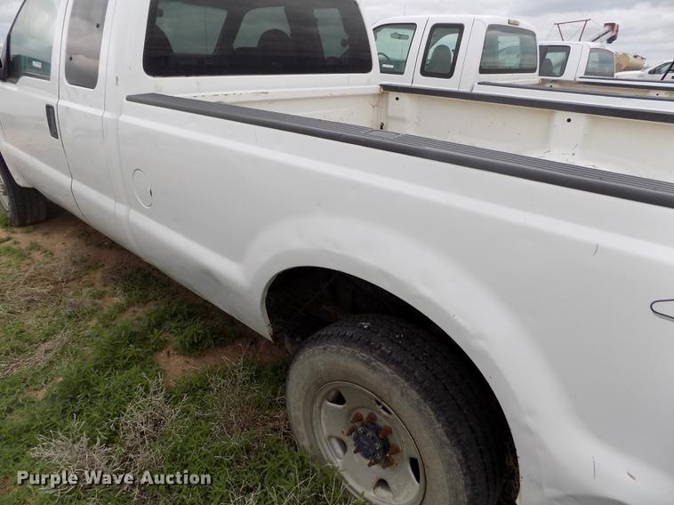 image for item FG9423 2008 Ford F250 Super Duty XL SuperCab pickup truck