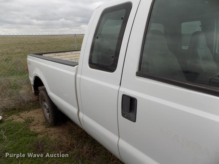 image for item FG9423 2008 Ford F250 Super Duty XL SuperCab pickup truck