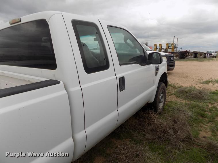 image for item FG9423 2008 Ford F250 Super Duty XL SuperCab pickup truck