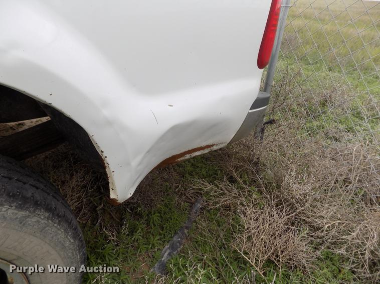 image for item FG9423 2008 Ford F250 Super Duty XL SuperCab pickup truck