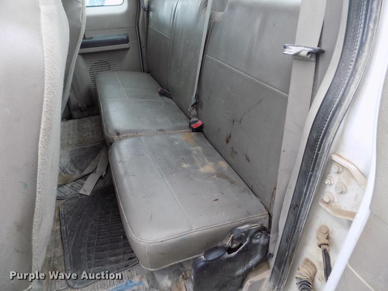image for item FG9424 2008 Ford F250 Super Duty XL SuperCab pickup truck