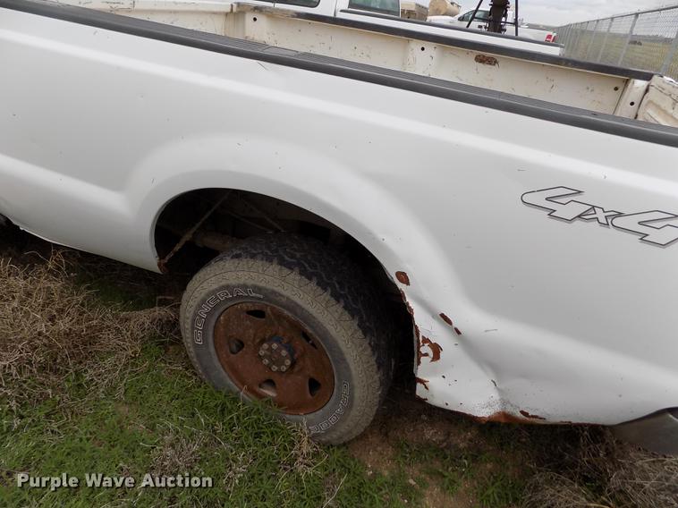 image for item FG9424 2008 Ford F250 Super Duty XL SuperCab pickup truck