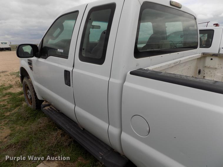 image for item FG9424 2008 Ford F250 Super Duty XL SuperCab pickup truck