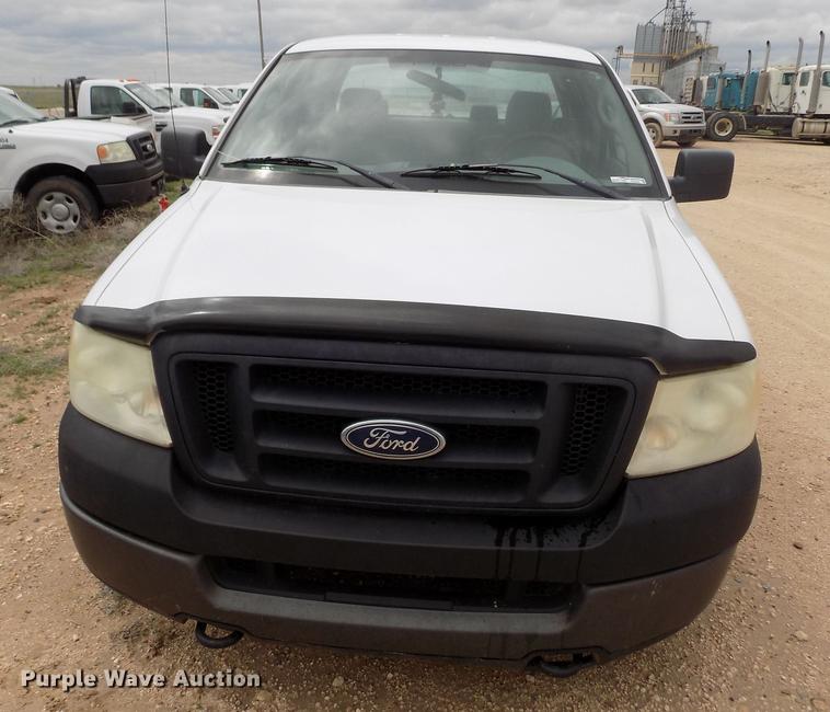 image for item FG9425 2005 Ford F150 XL SuperCab pickup truck