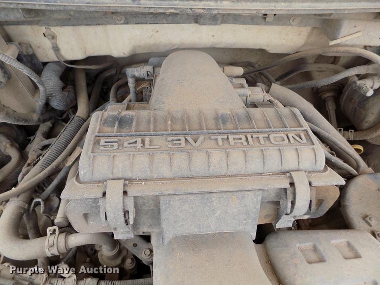 image for item FG9425 2005 Ford F150 XL SuperCab pickup truck