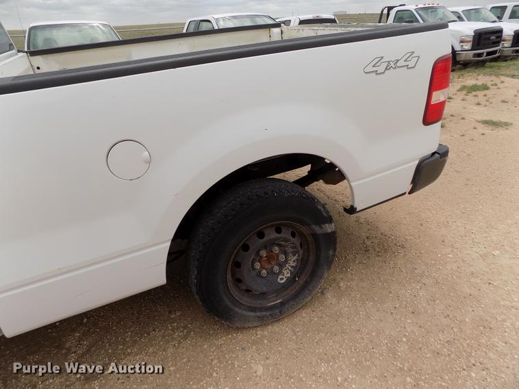image for item FG9425 2005 Ford F150 XL SuperCab pickup truck