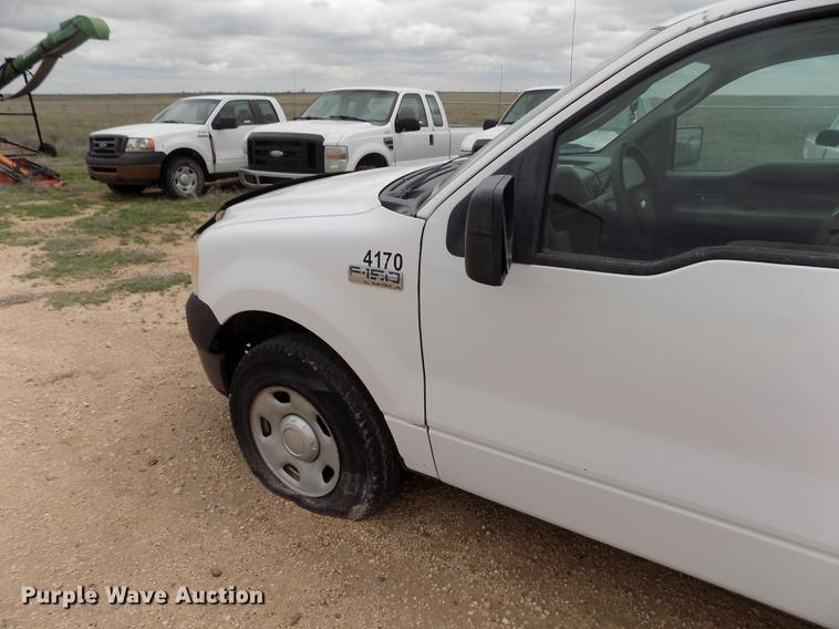 image for item FG9425 2005 Ford F150 XL SuperCab pickup truck