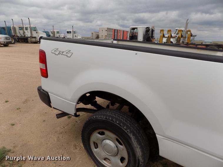image for item FG9425 2005 Ford F150 XL SuperCab pickup truck