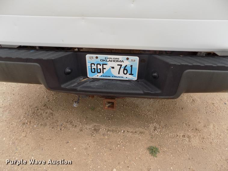 image for item FG9425 2005 Ford F150 XL SuperCab pickup truck