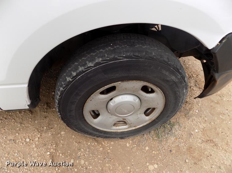 image for item FG9425 2005 Ford F150 XL SuperCab pickup truck