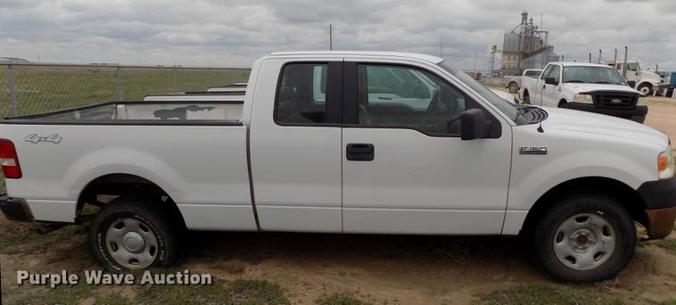 image for item FG9426 2008 Ford F150 XL SuperCab pickup truck