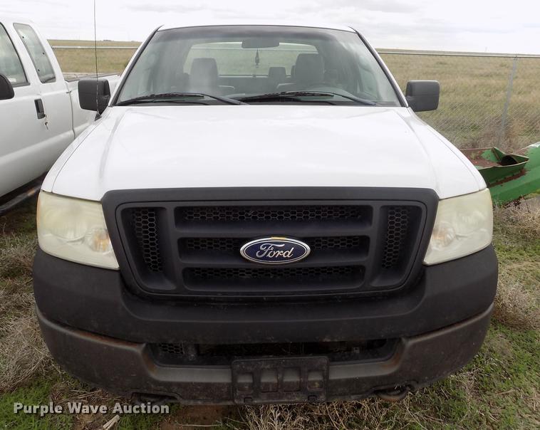 image for item FG9427 2005 Ford F150 XL SuperCab pickup truck