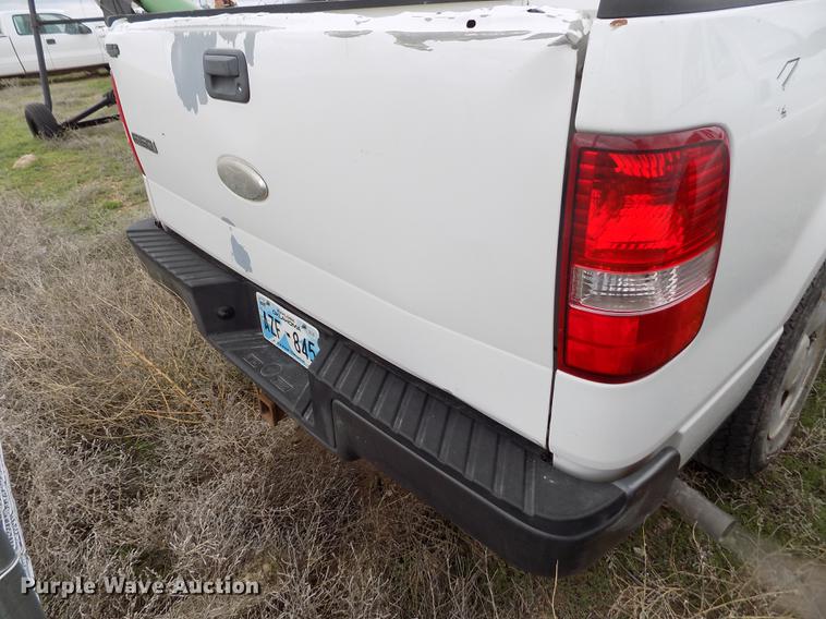 image for item FG9427 2005 Ford F150 XL SuperCab pickup truck