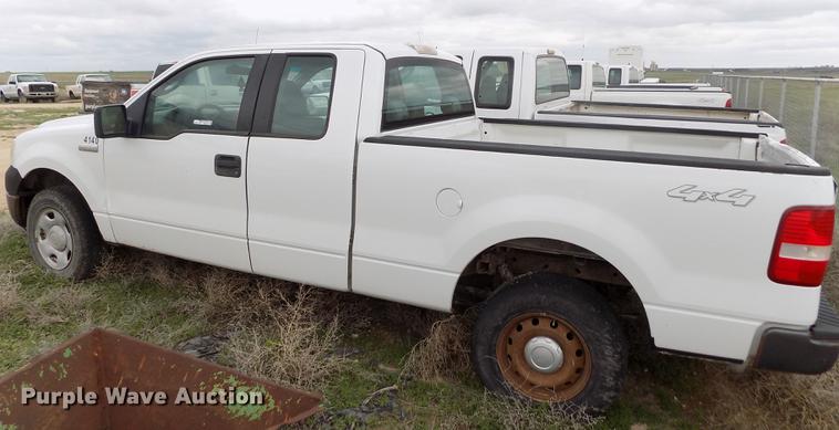 image for item FG9427 2005 Ford F150 XL SuperCab pickup truck