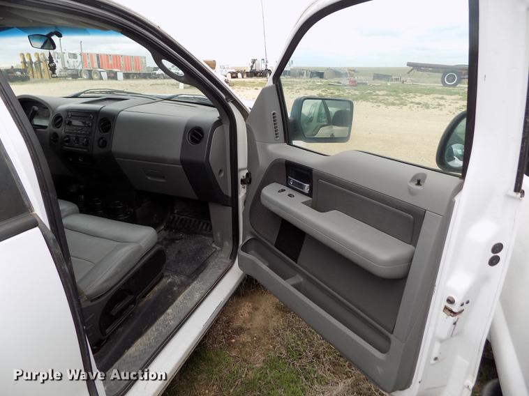 image for item FG9427 2005 Ford F150 XL SuperCab pickup truck