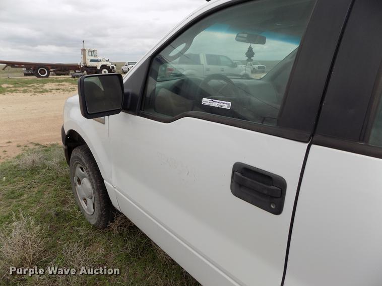 image for item FG9427 2005 Ford F150 XL SuperCab pickup truck