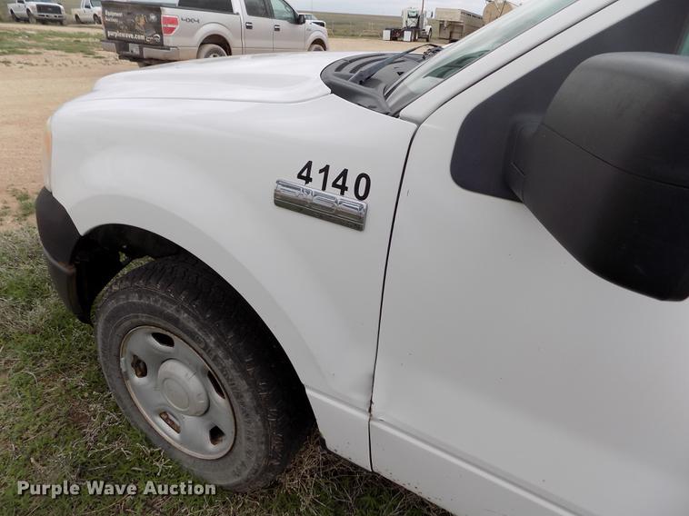 image for item FG9427 2005 Ford F150 XL SuperCab pickup truck