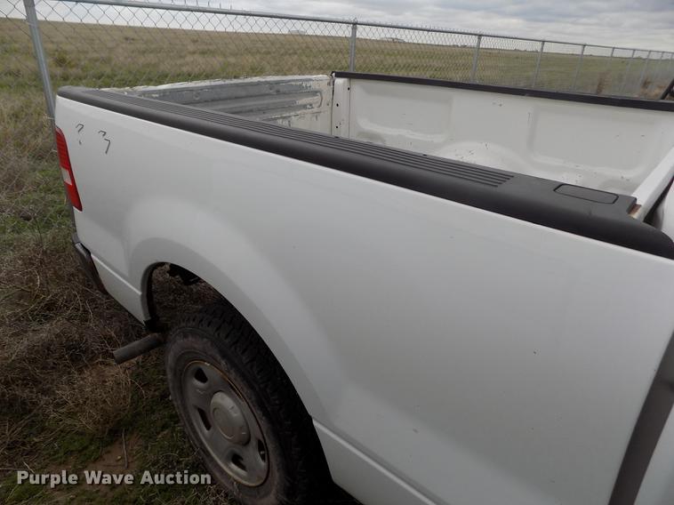 image for item FG9427 2005 Ford F150 XL SuperCab pickup truck