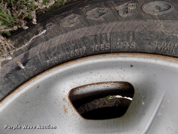 image for item FG9427 2005 Ford F150 XL SuperCab pickup truck