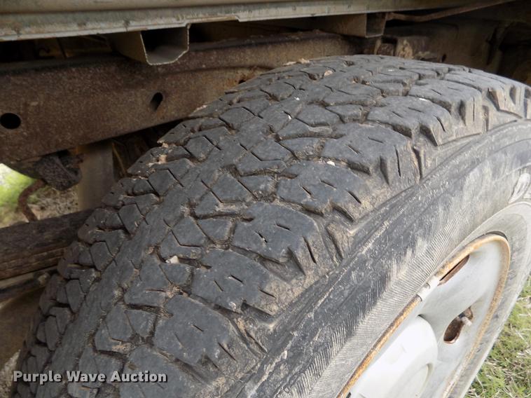 image for item FG9427 2005 Ford F150 XL SuperCab pickup truck