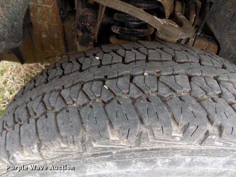 image for item FG9427 2005 Ford F150 XL SuperCab pickup truck