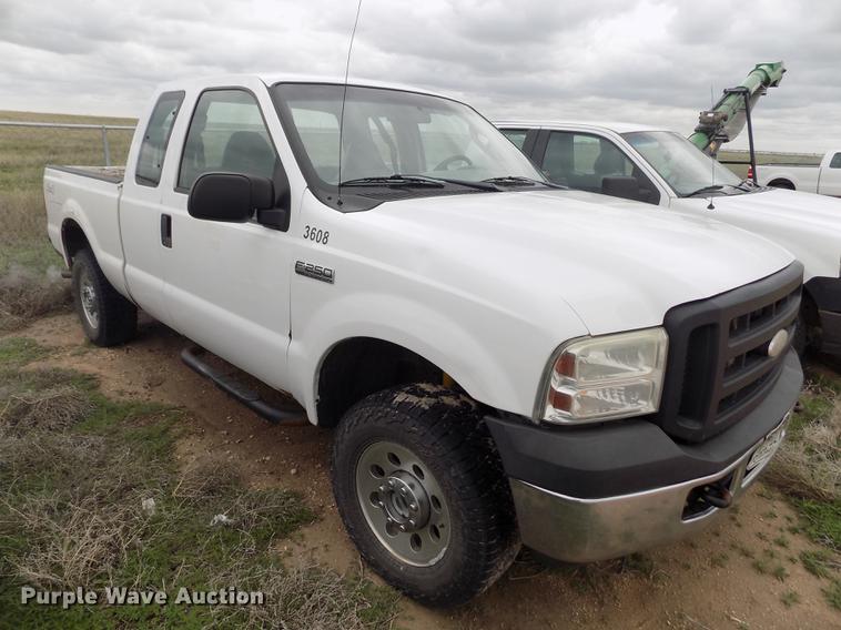 image for item FG9428 2007 Ford F250 Super Duty XL SuperCab pickup truck