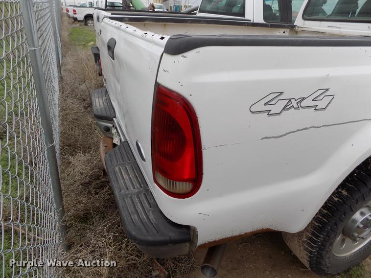 image for item FG9428 2007 Ford F250 Super Duty XL SuperCab pickup truck