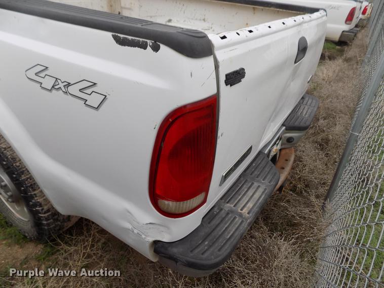 image for item FG9428 2007 Ford F250 Super Duty XL SuperCab pickup truck