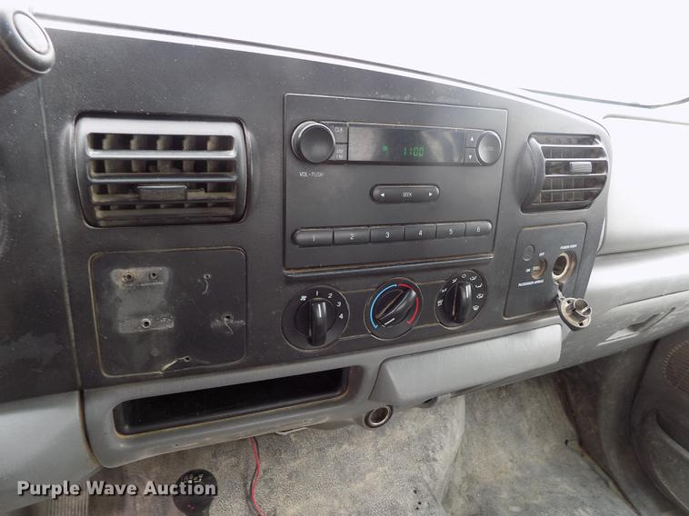 image for item FG9428 2007 Ford F250 Super Duty XL SuperCab pickup truck