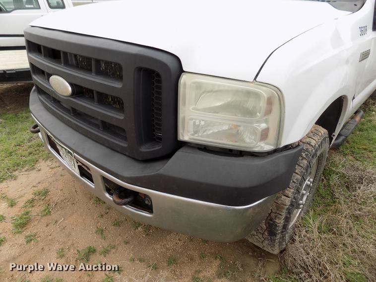 image for item FG9428 2007 Ford F250 Super Duty XL SuperCab pickup truck