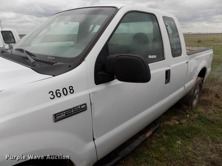 image for item FG9428 2007 Ford F250 Super Duty XL SuperCab pickup truck